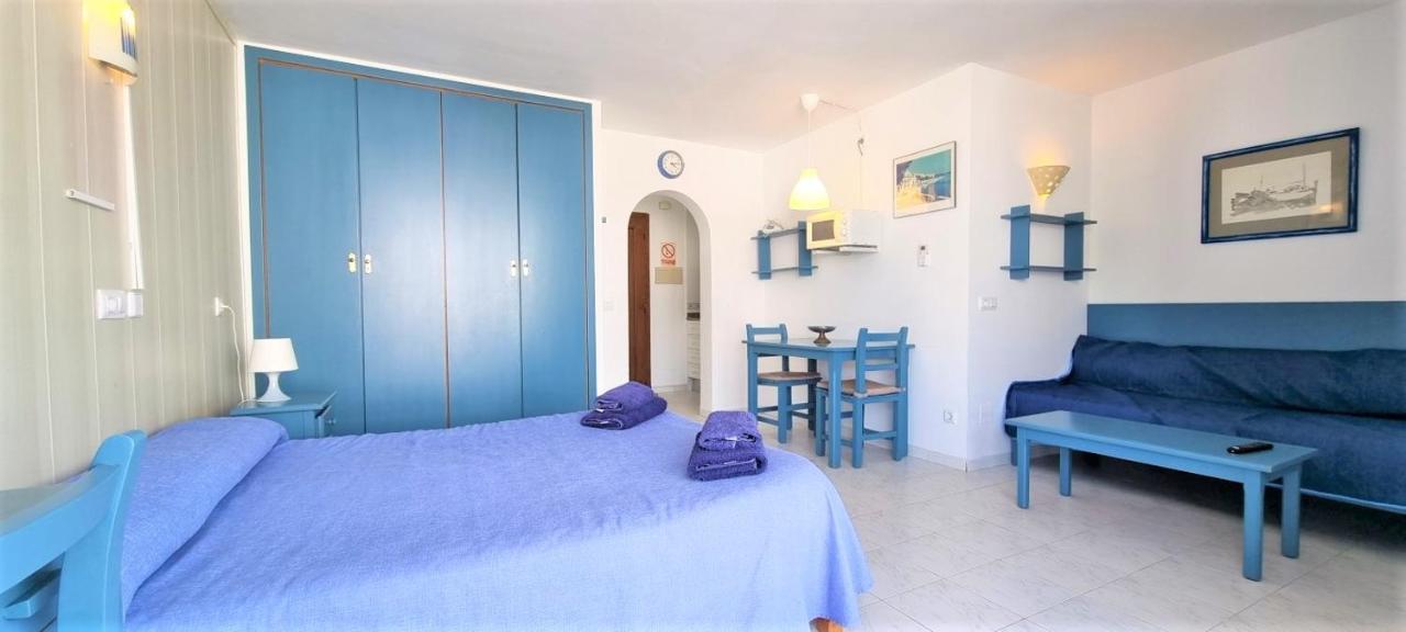 Apartamentos Can Marsalet Пуерто Колом Екстериор снимка