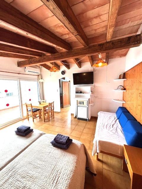 Apartamentos Can Marsalet Пуерто Колом Екстериор снимка